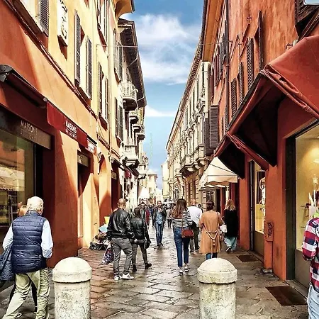 Casa Salbego R&b 3* ボローニャ